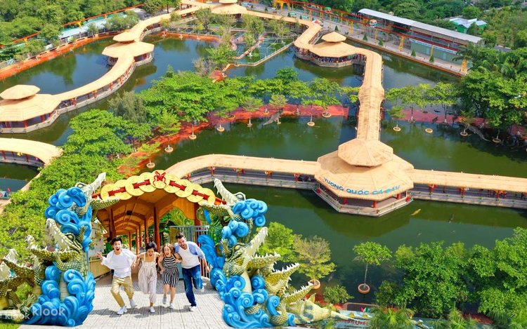 Công Viên Văn Hoá Suối Tiên